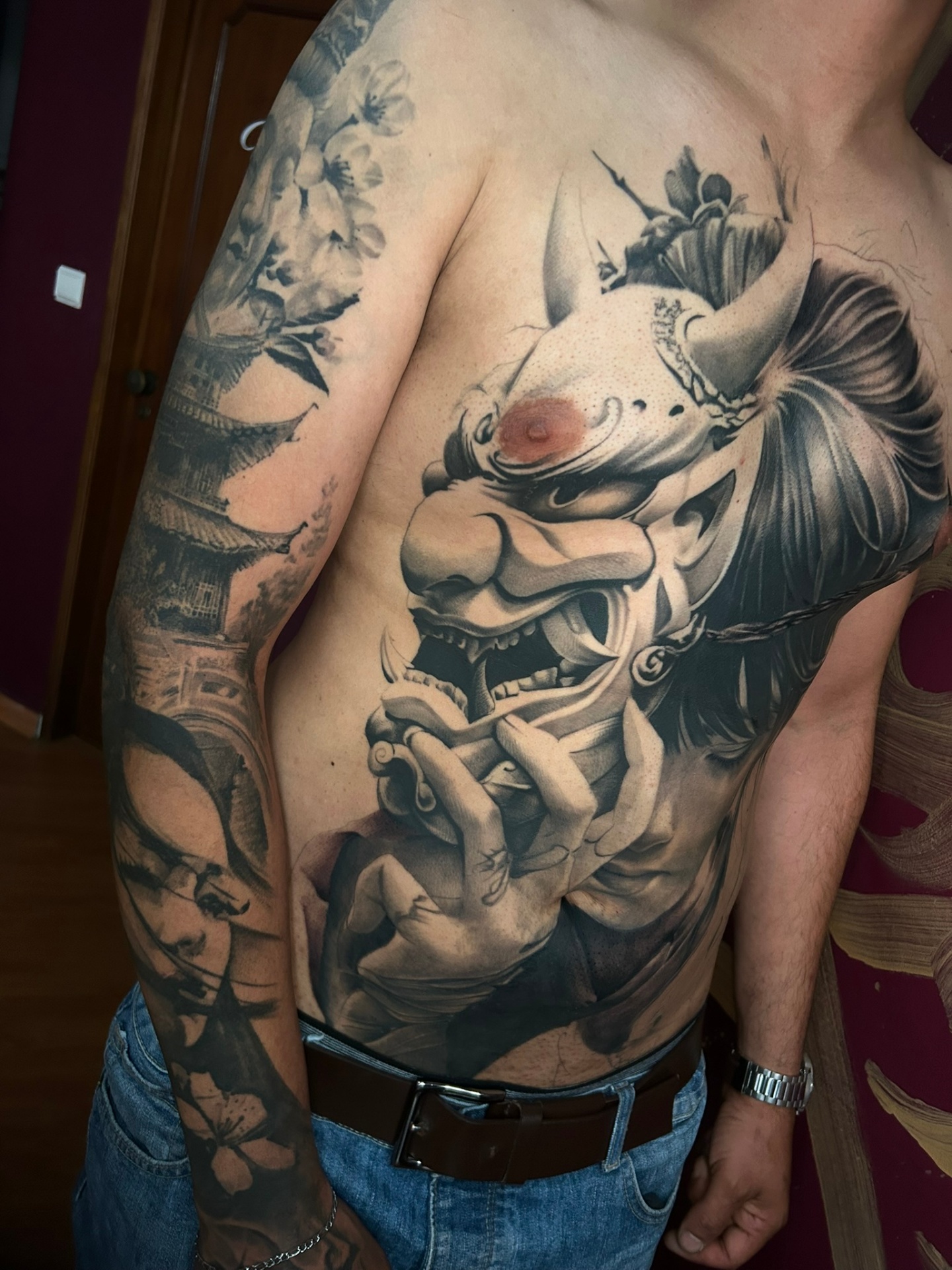 Hannya Chest